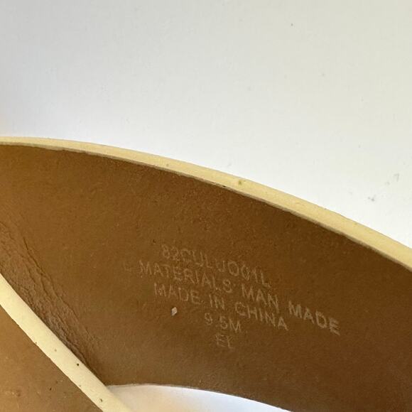 Aerosoles Cosmos Crisscross Platform Sandal in Eggshell Size 9.5 Block Heel - Picture 15 of 16